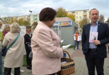 Różowy październik