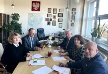 Powiat pozyskał środki z PFRON na zakup 24-osobowego autobusu dla podopiecznych SOSW w Rudniku nad Sanem