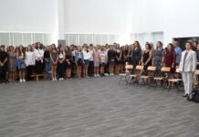 Uroczyste rozpoczęcie roku szkolnego w PSP nr 3 w Stalowej Woli