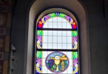 Zakończyła się wymiana okien i konserwacja witraży w kościele w Jeżowem