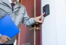 Uwaga: Zwolnienie lekarskie to nie urlop. ZUS wzmaga kontrole!