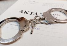 37-latek zabrał pieniądze i próbował wynieść sprzęt