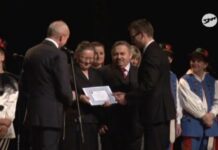 Nagrody dla zasłużonych