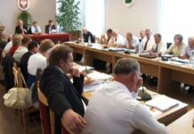 Radni kontra burmistrz (video)