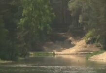 Woda zbiera żniwo. (video)