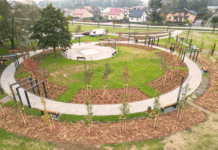 Nowe oblicze parku w Jeżowem – zakończono prace modernizacyjne