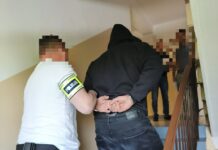 Blisko 2 kilogramy narkotyków zabezpieczone. 39-latek trafił do aresztu
